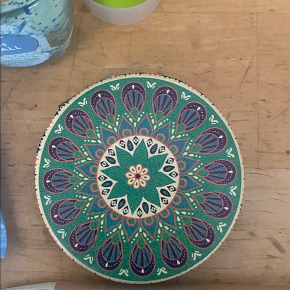 Someone Somewhere for Delta filled travel pouch w B&BWs, Hempz, Neutrogena more - Picture 8 of 8